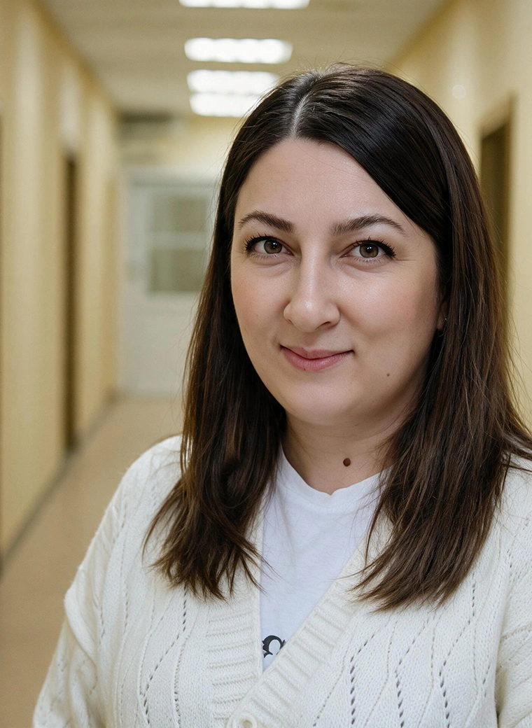 Толстенко Элина Мавлибердиевна